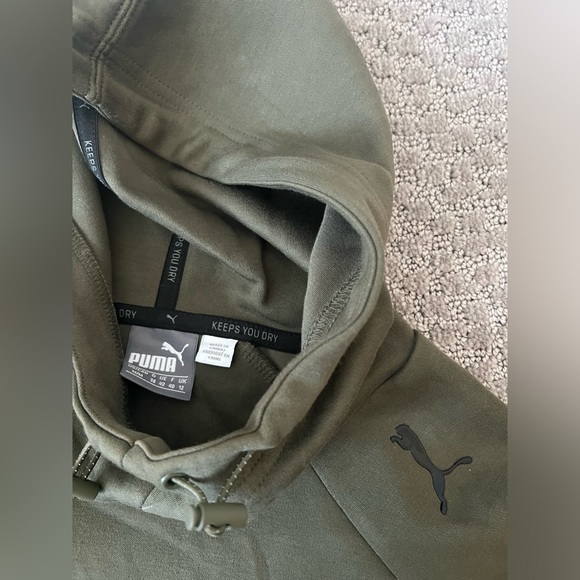 M Puma Green Hoodie - Picture 3 of 4